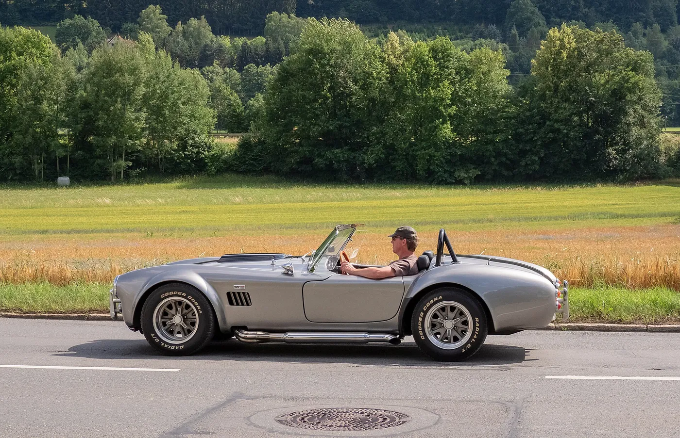 AC Cars Cobra — foto 4
