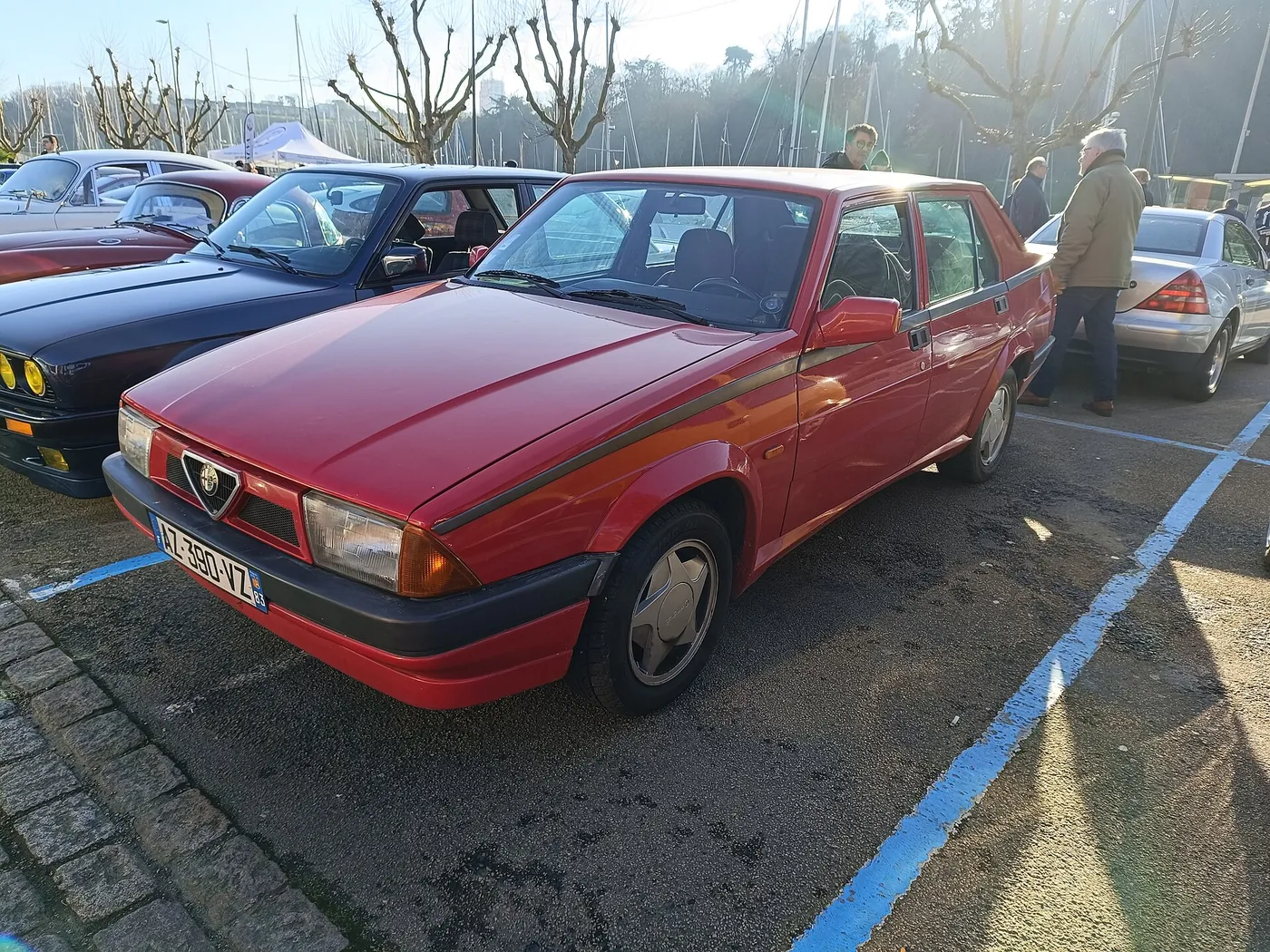 Alfa Romeo 75 — foto 4