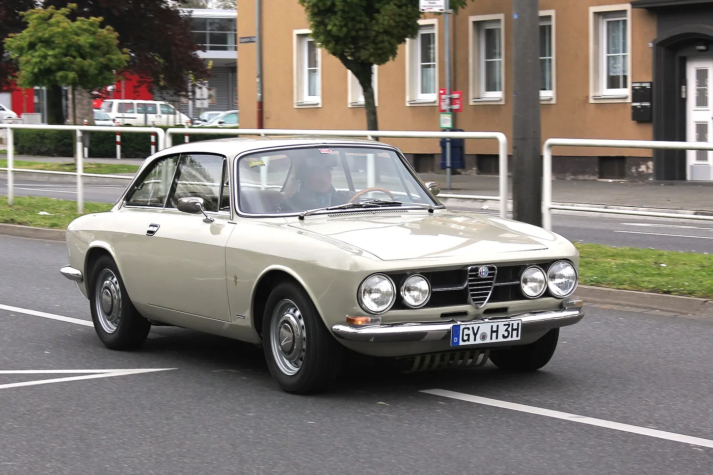 Alfa Romeo GT — foto 3