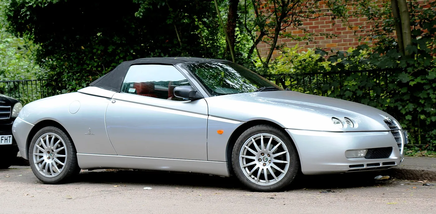 Alfa Romeo Spider 916 — foto 2