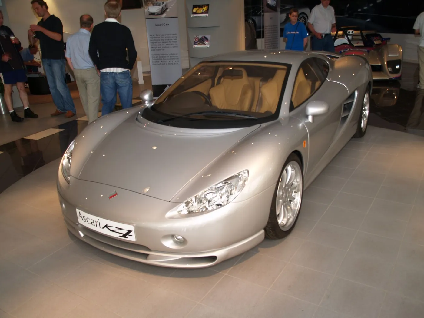 Ascari KZ1 — foto 3