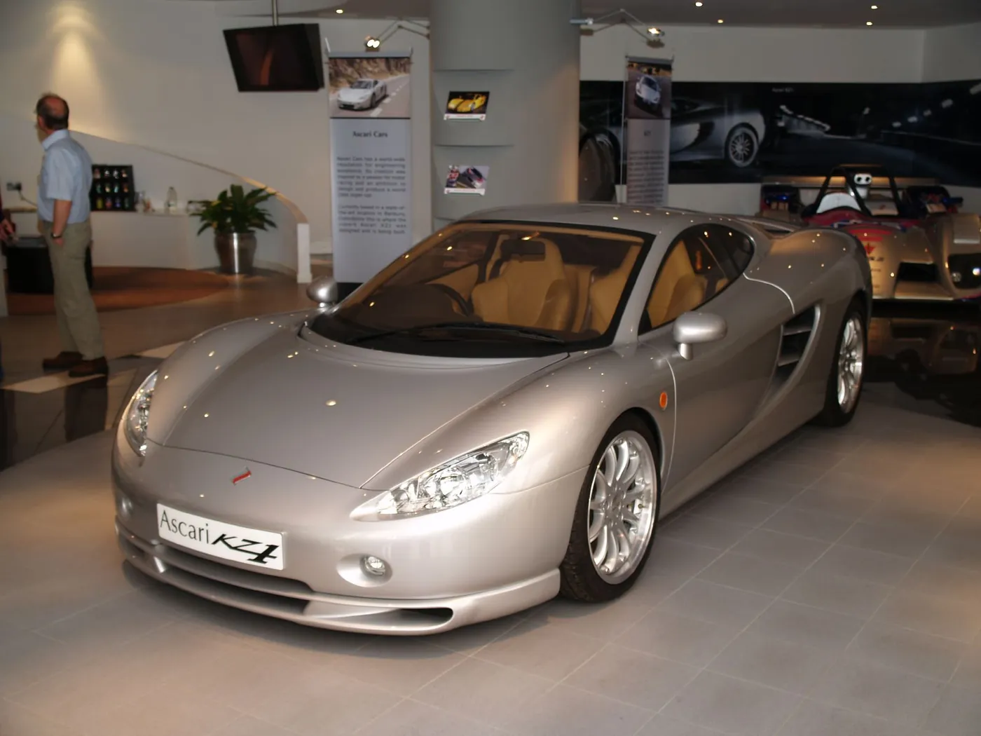 Ascari KZ1 — foto 4