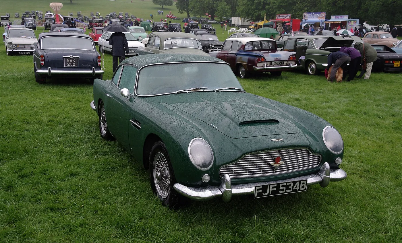 Aston Martin DB5 — foto 4