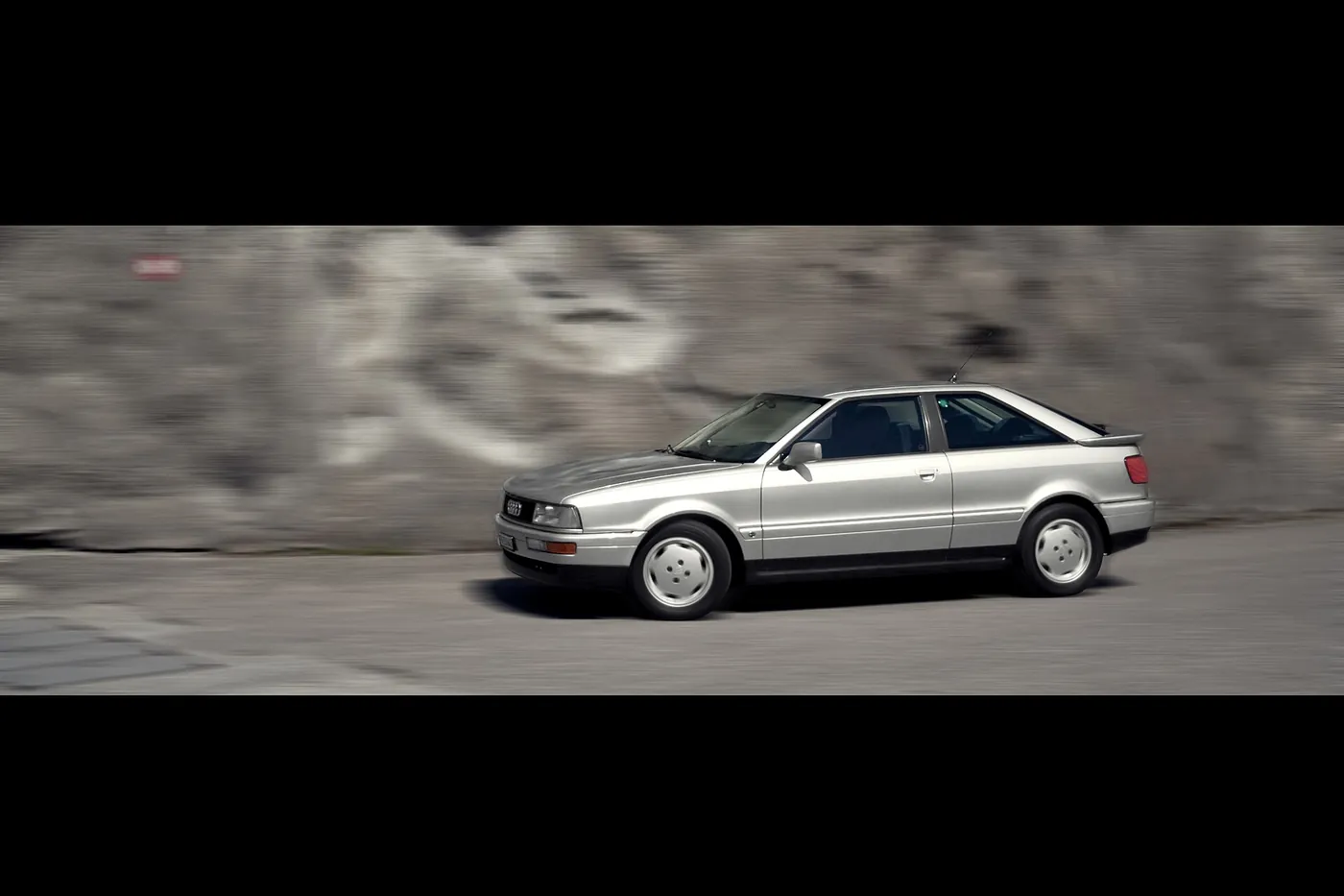 Audi Coupé — foto 4