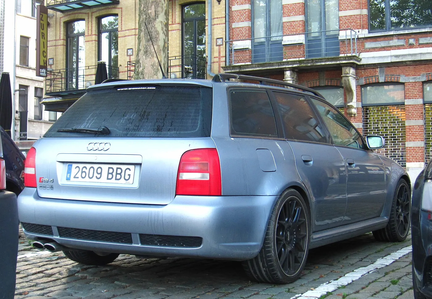 Audi RS4 — foto 1