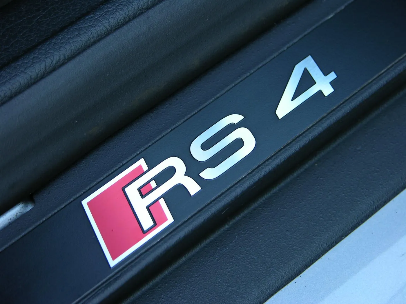 Audi RS4 — foto 4
