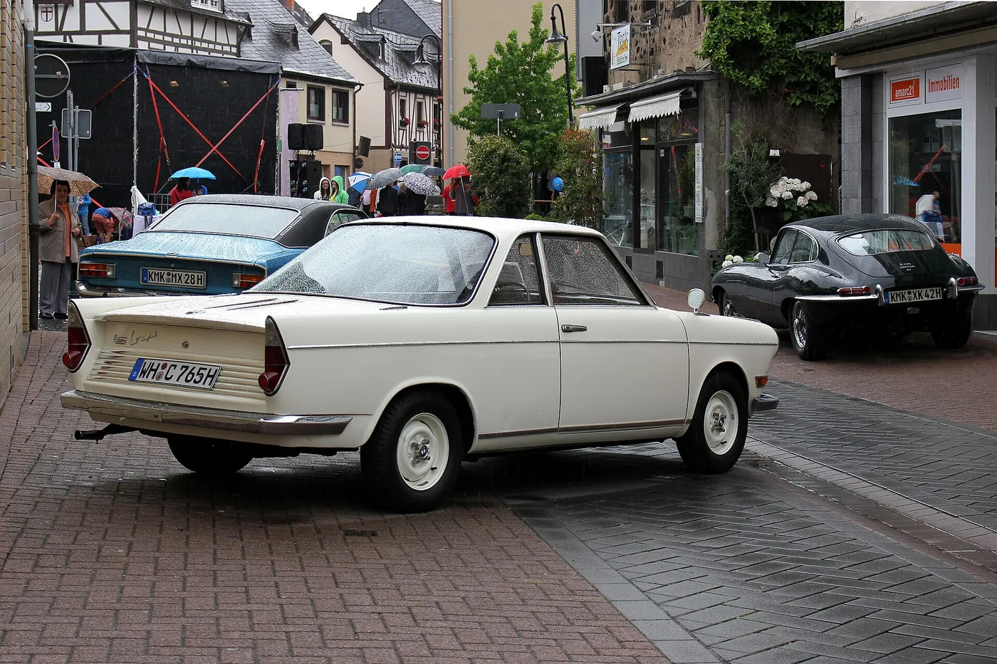 BMW 700 — foto 1