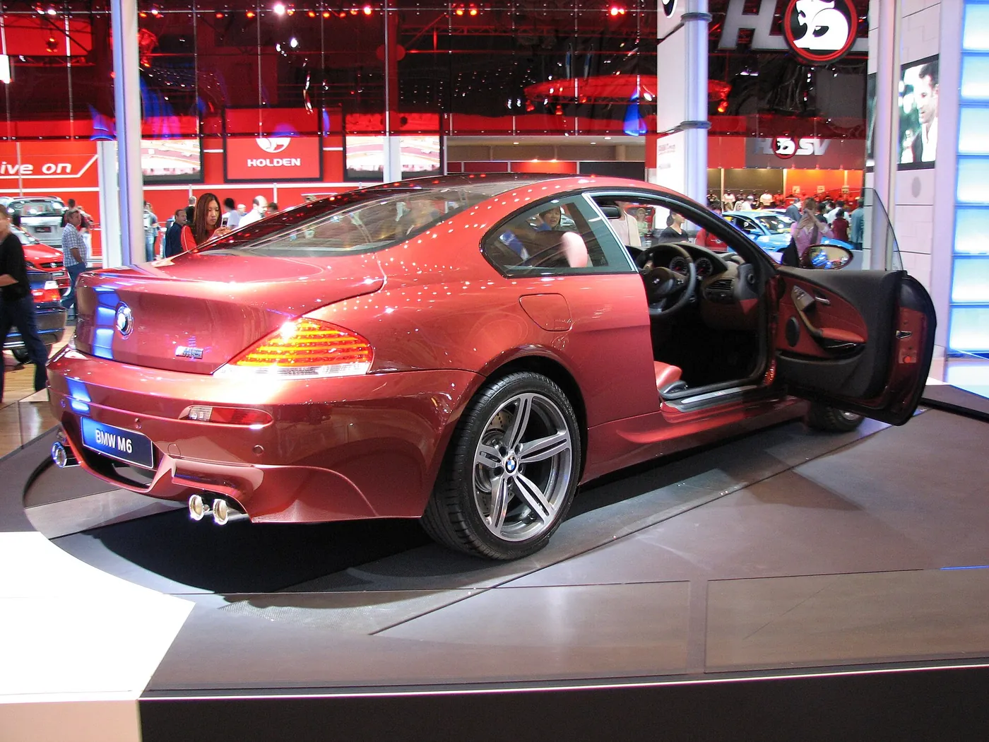 BMW M6 — foto 6