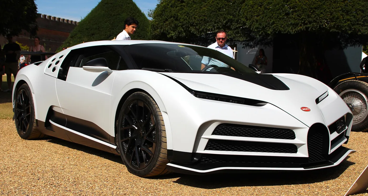 Bugatti Centodieci — foto 4