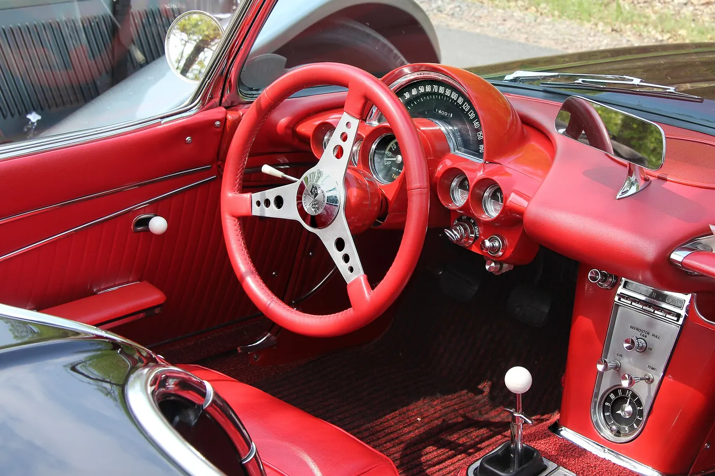 Chevrolet Corvette — foto 1