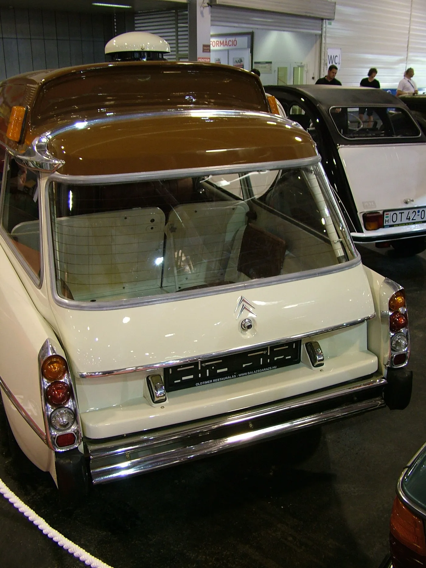 Citroën DS Ambulance — foto 3