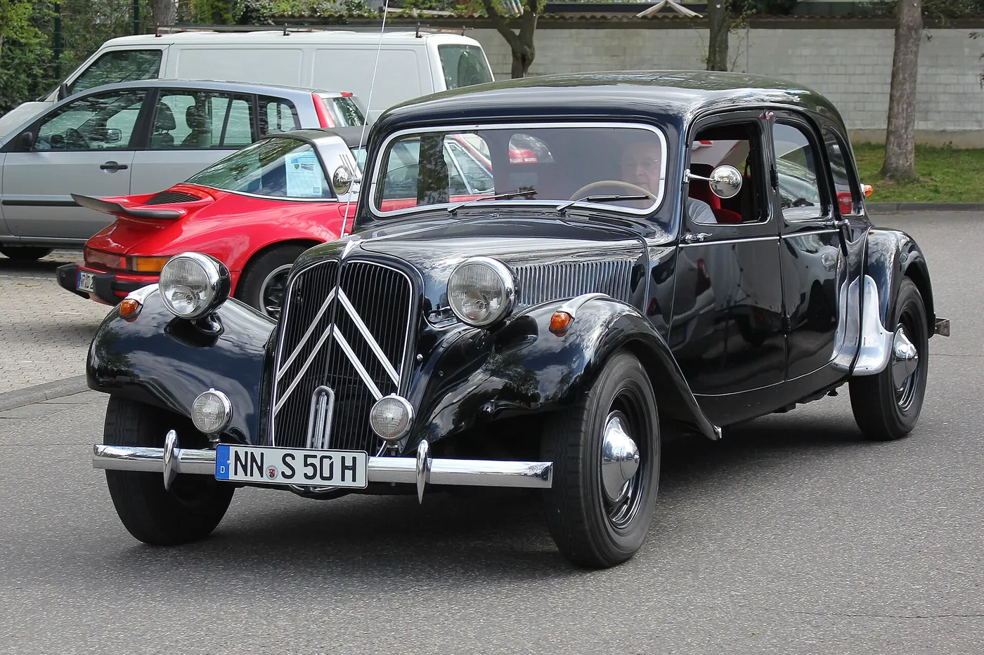 Citroen_Traction_Avant at Classic-Gala 2021