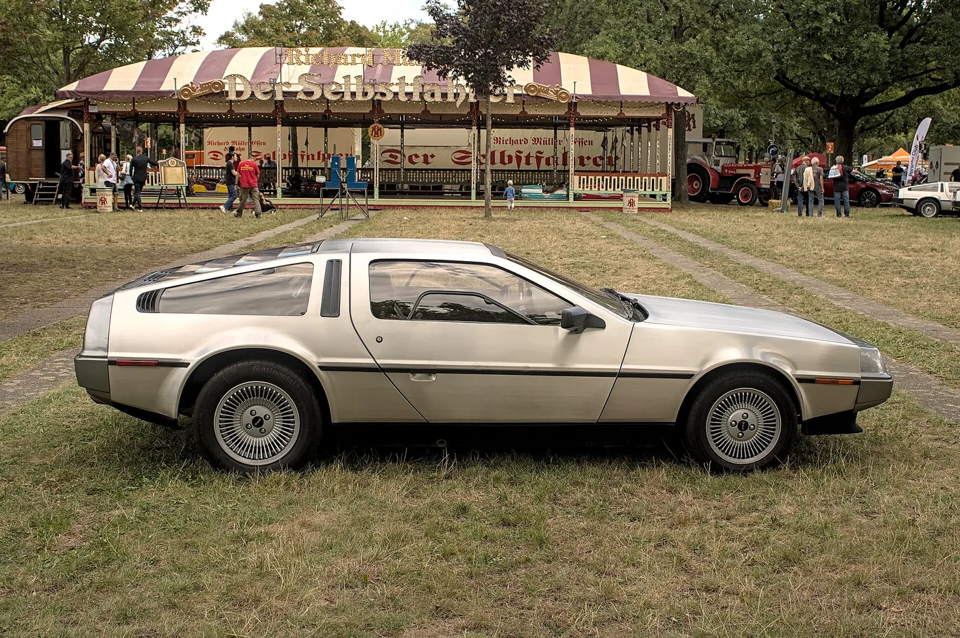 DeLorean DMC-12 — foto 4