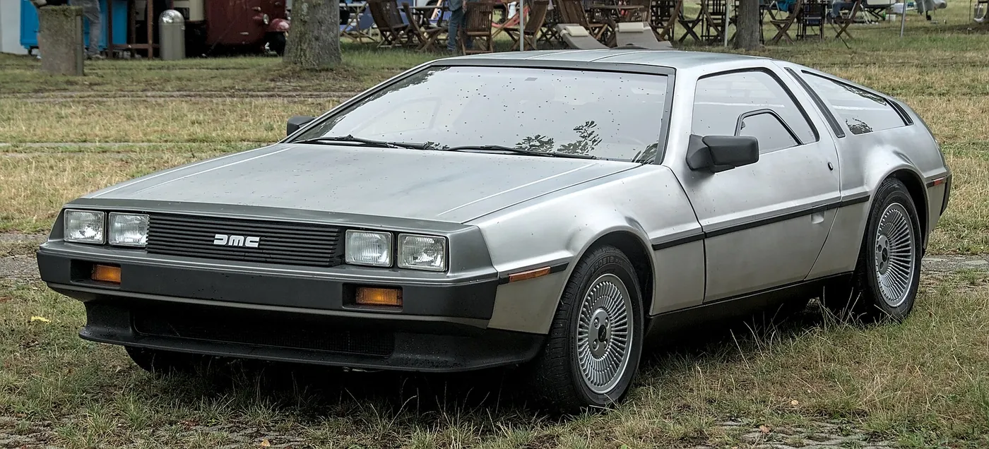 DeLorean DMC-12 — foto 5