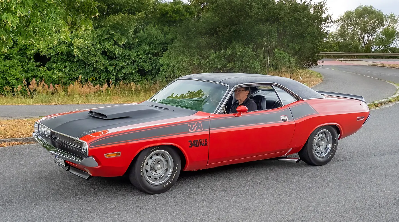 Dodge Challenger T/A — foto 1