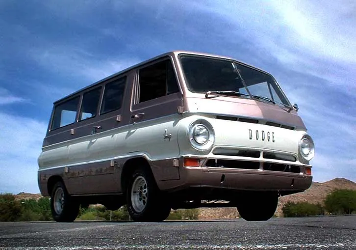 Dodge Custom Sportsman — foto 5
