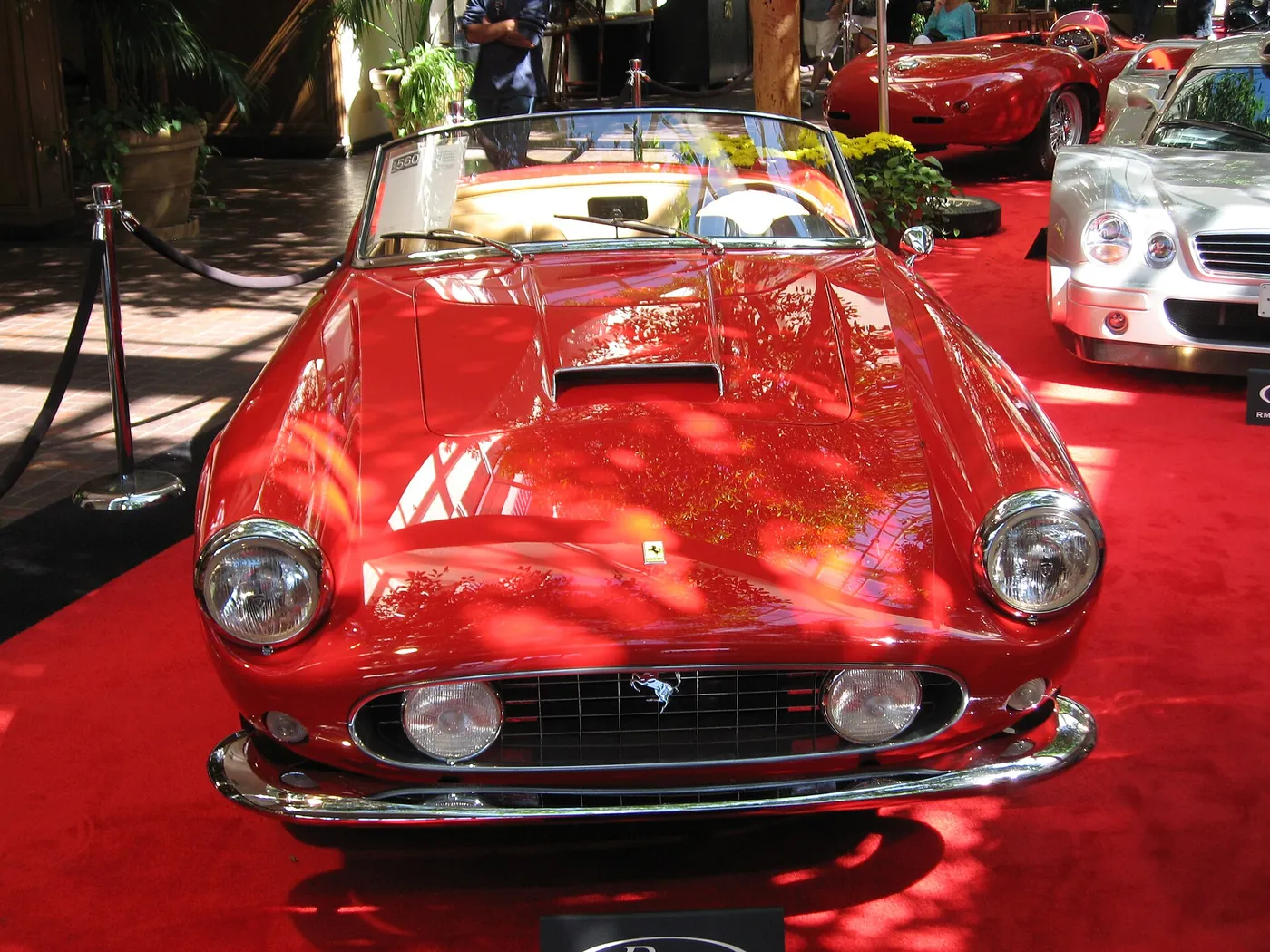 Ferrari 250 GT California — foto 6