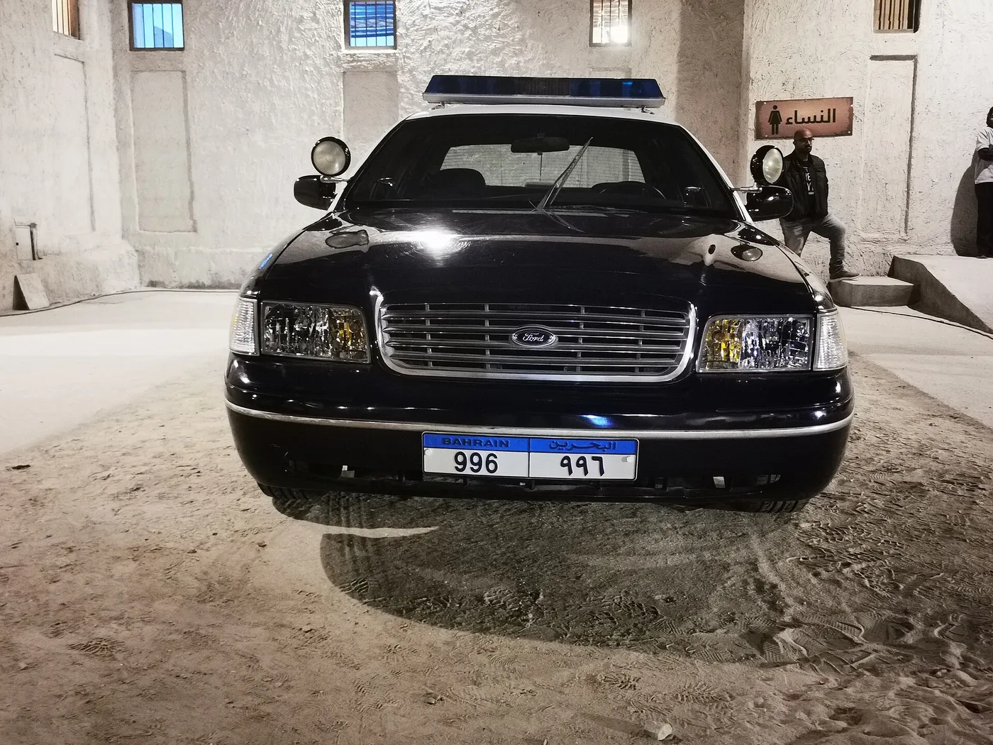 Ford Crown Victoria — foto 1