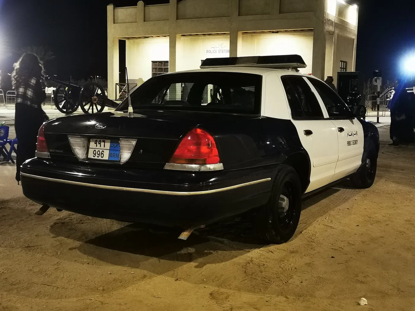 Ford Crown Victoria — foto 6