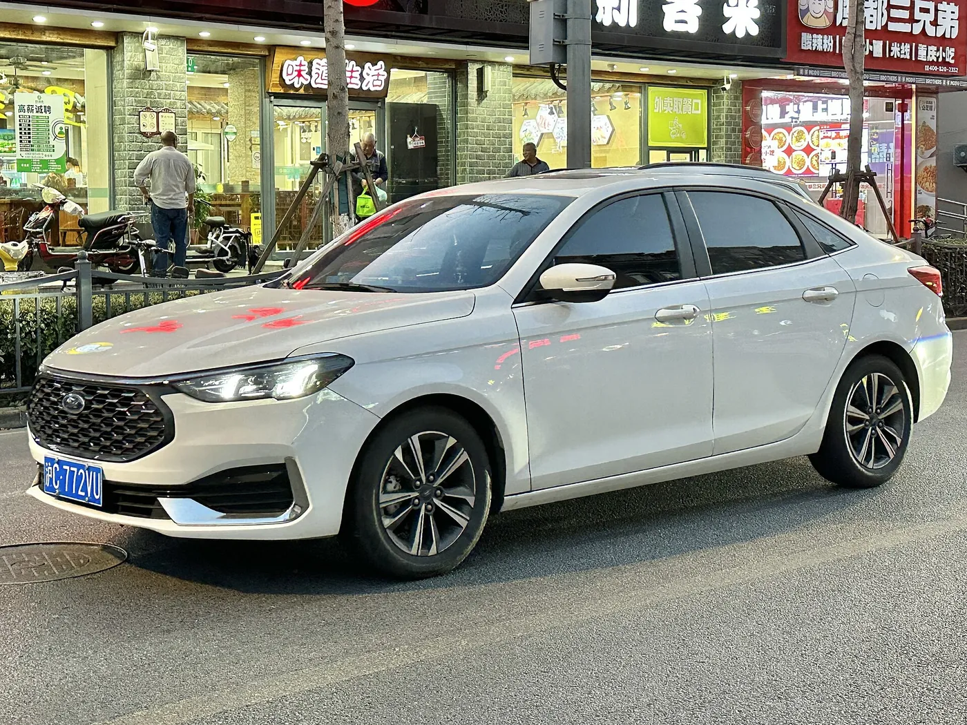 Ford Escort — foto 3
