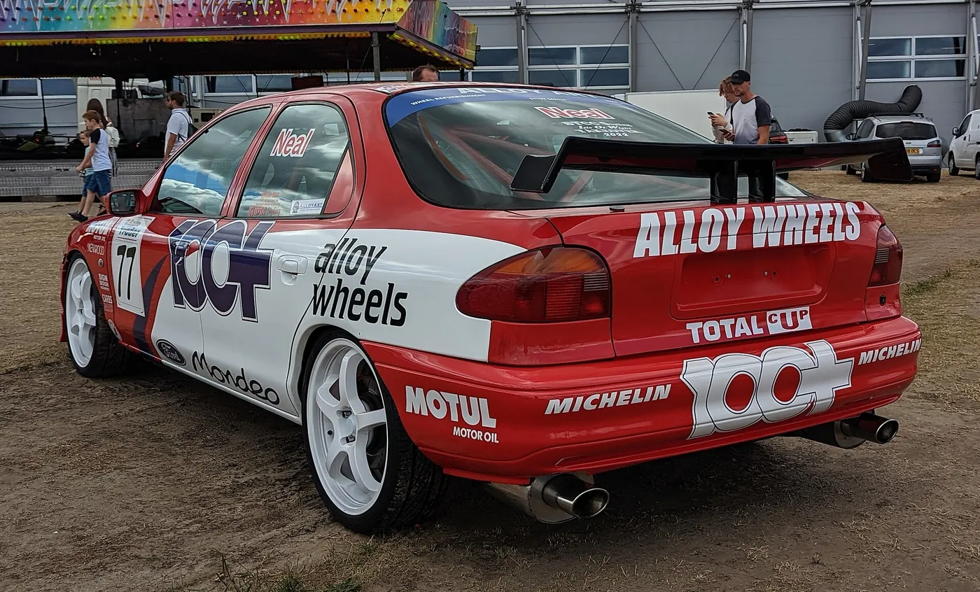 Ford Mondeo — foto 4