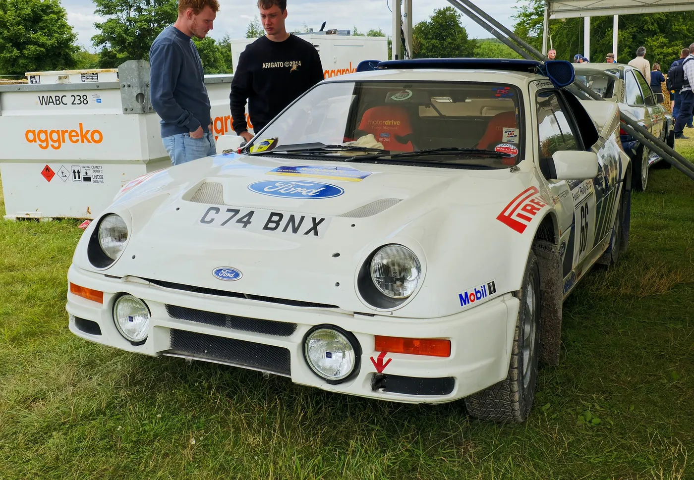 Ford RS200 — foto 4