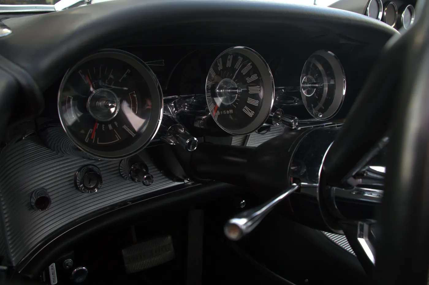 Ford Thunderbird — foto 3