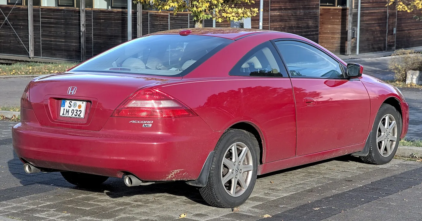 Honda Accord — foto 2