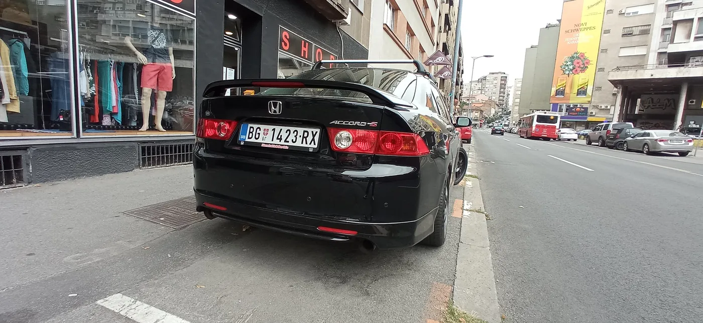 Honda Accord — foto 4