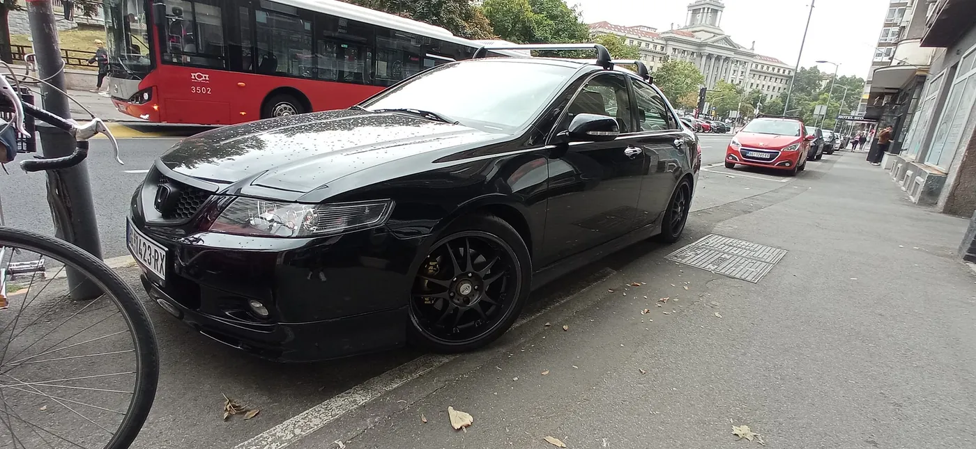 Honda Accord — foto 5