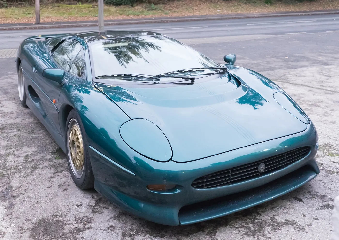 Jaguar XJ220 — foto 2