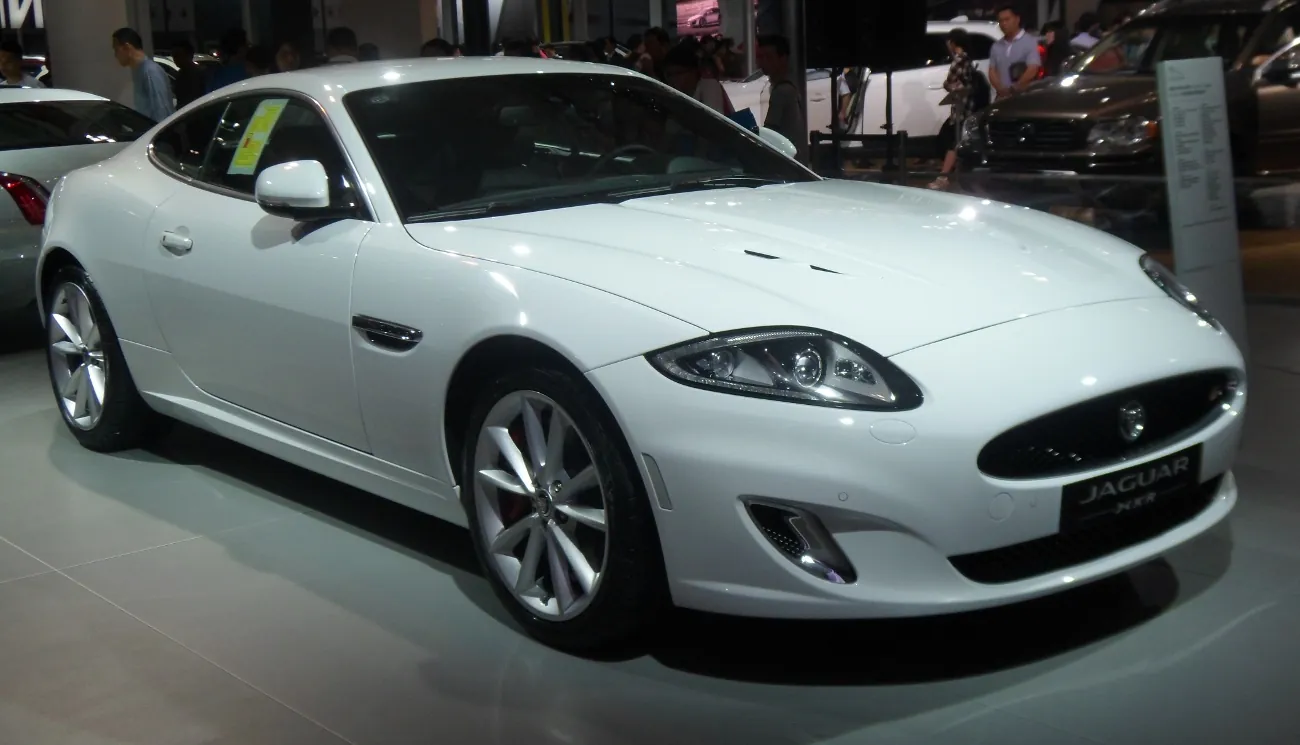 Jaguar XKR — foto 5