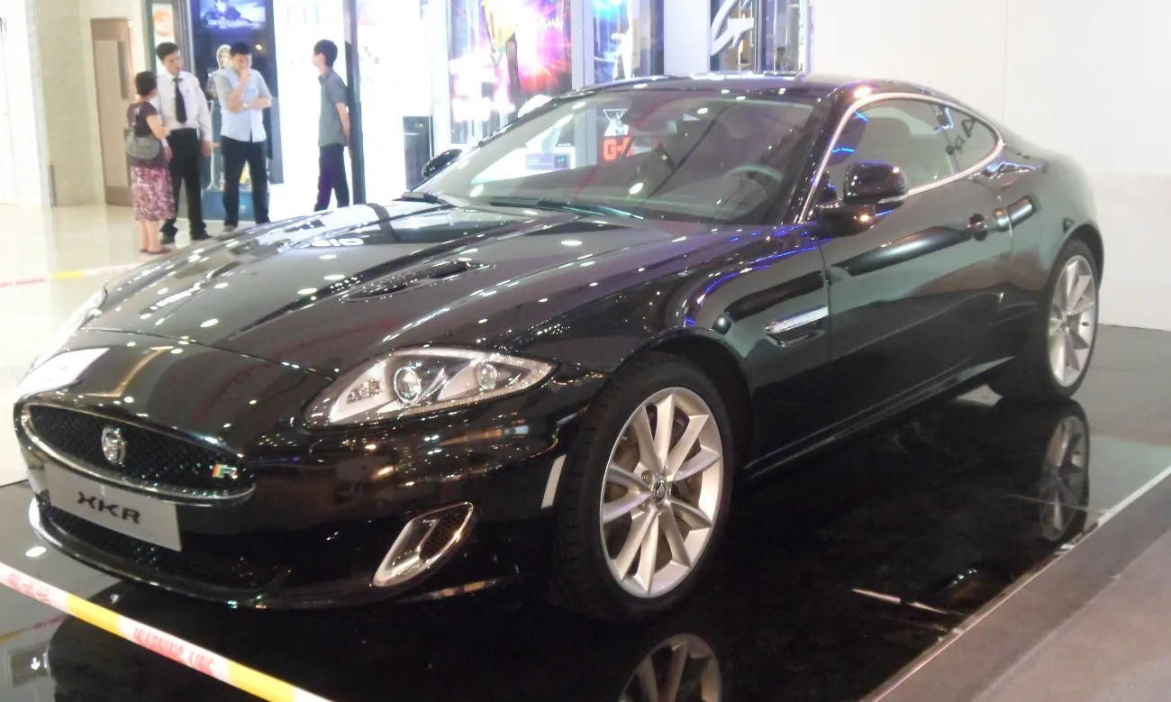 Jaguar XKR — foto 6