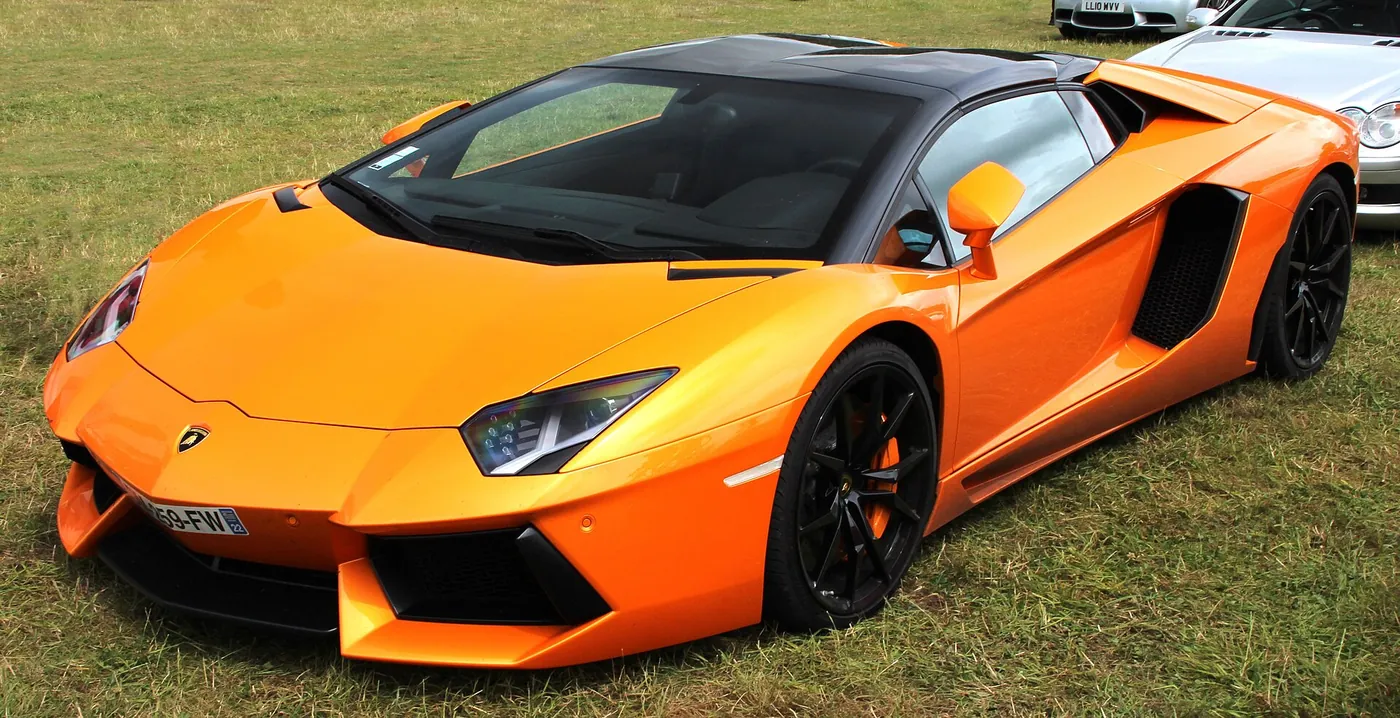 Lamborghini Aventador — foto 4