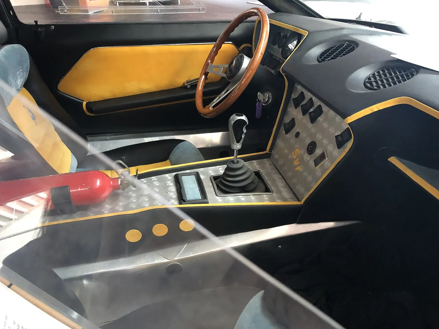 Lamborghini Jarama — foto 1