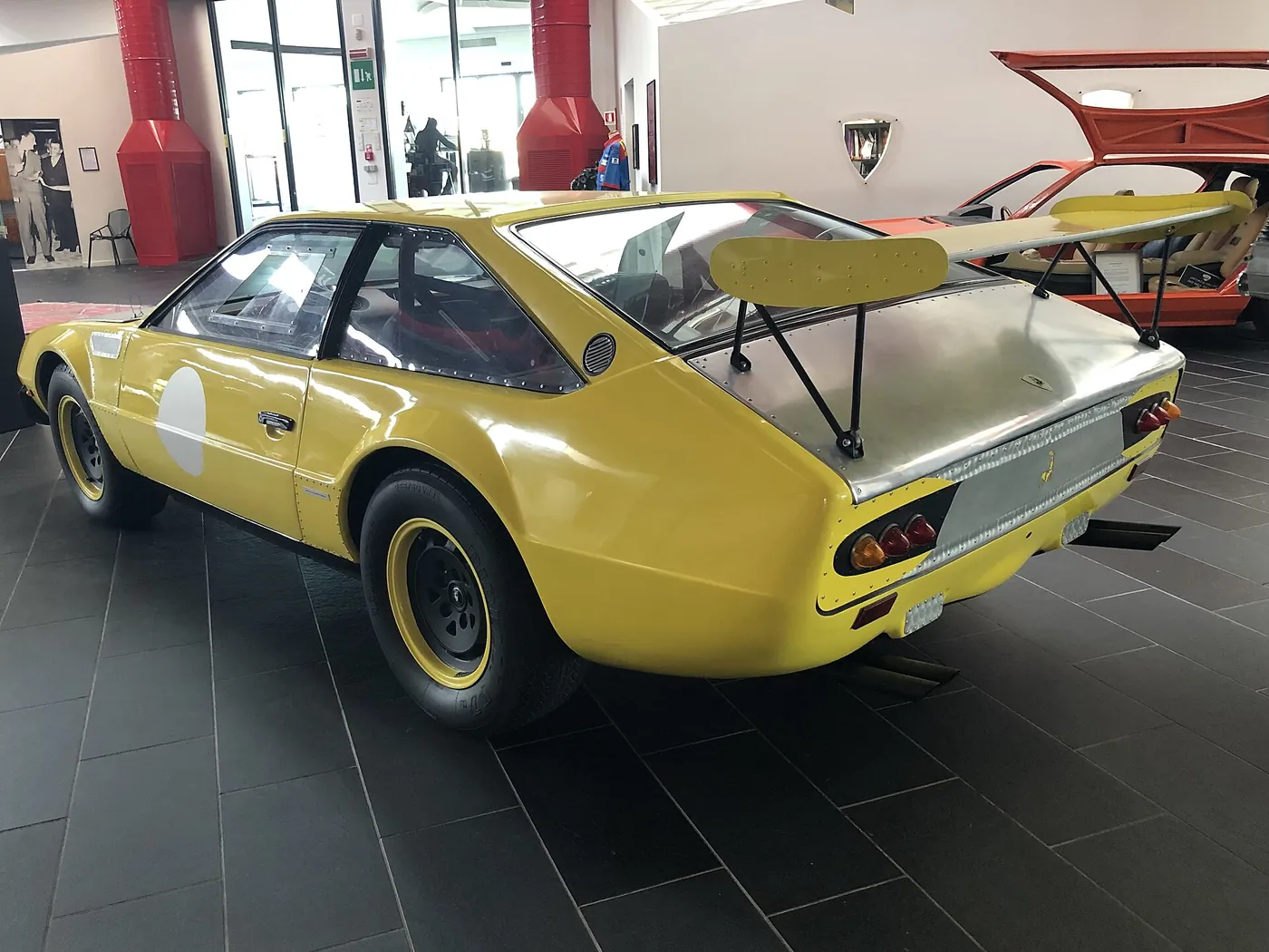 Lamborghini Jarama — foto 4
