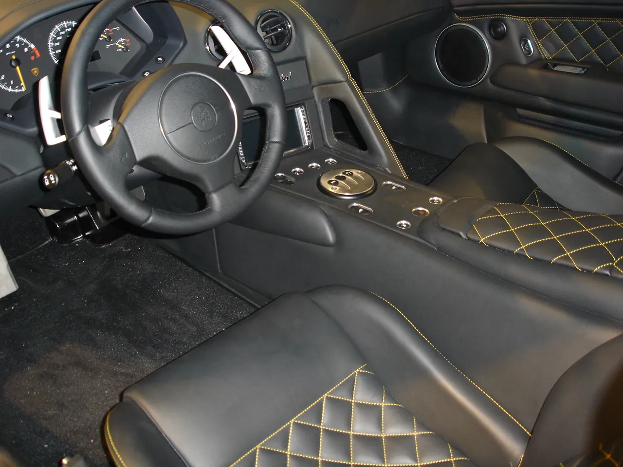 Lamborghini Murciélago — foto 3