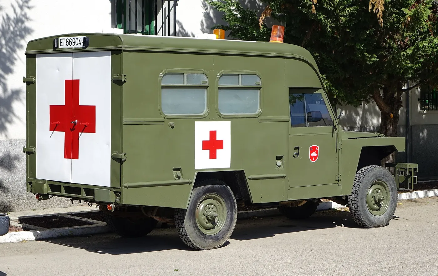 Land Rover Santana 109 — foto 1