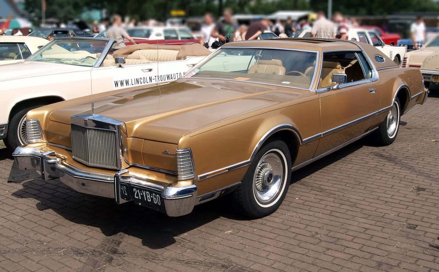 Lincoln Continental — foto 5