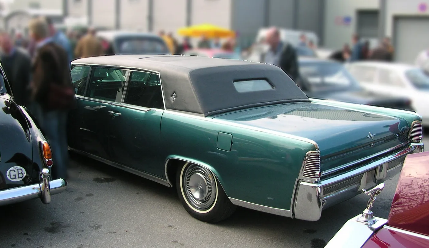 Lincoln Continental — foto 6