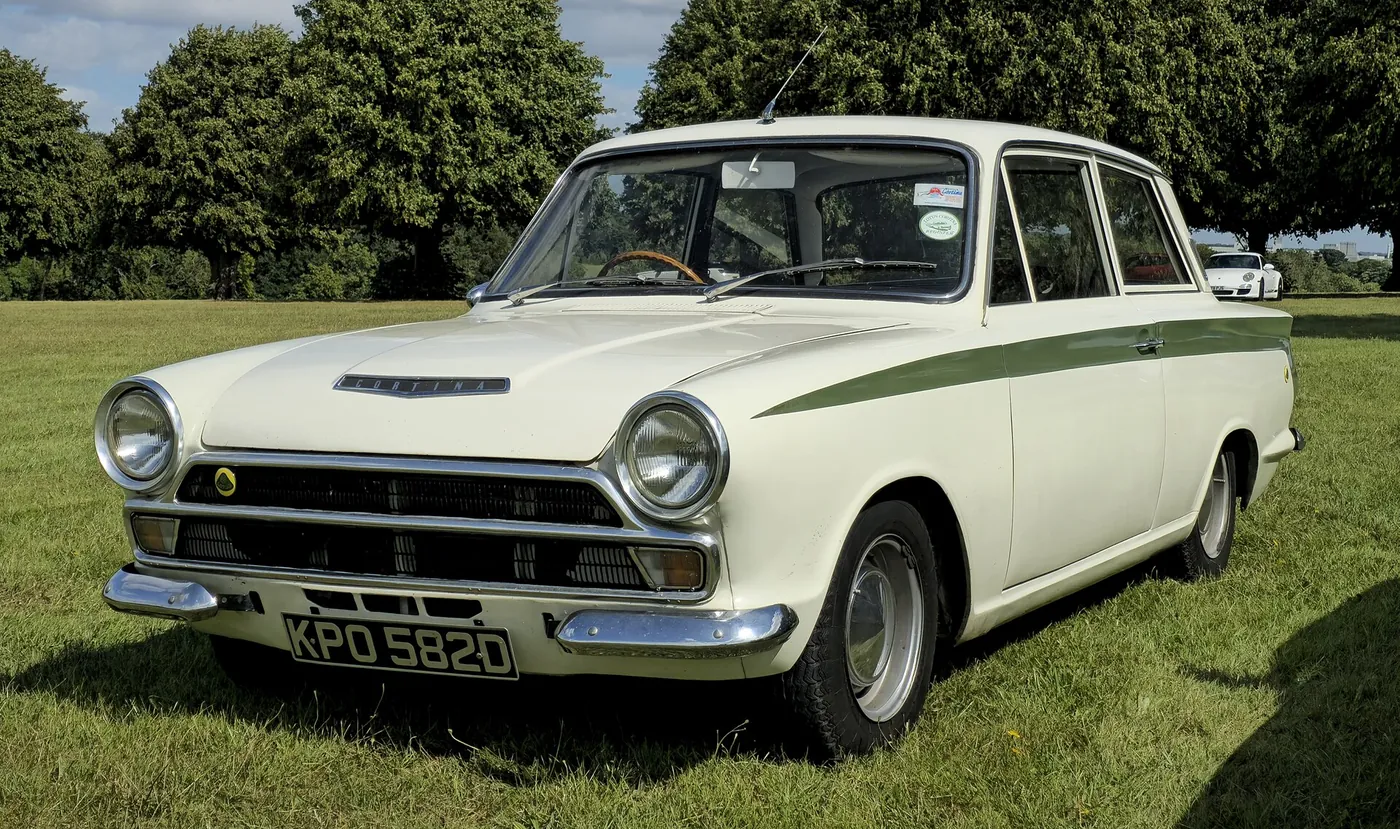 Lotus (Ford) Cortina — foto 6