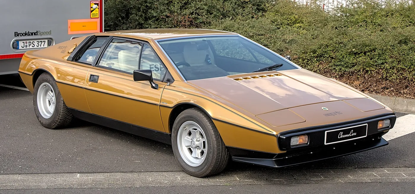 Lotus Esprit — foto 2