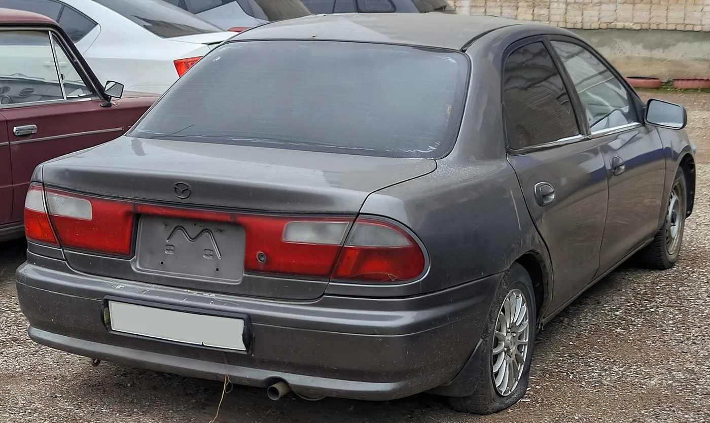 Mazda 323 GTX — foto 4
