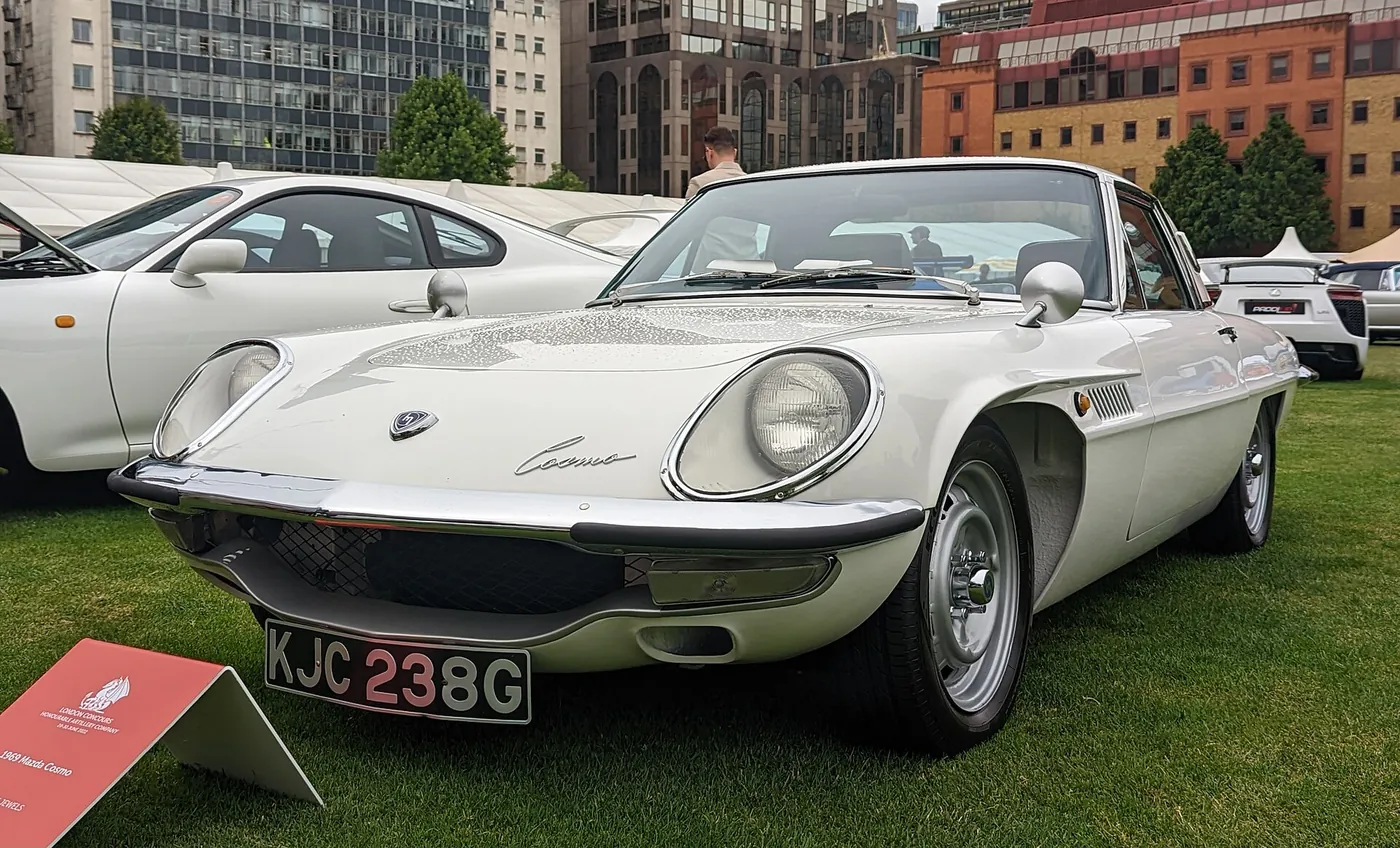 Mazda Cosmo — foto 5