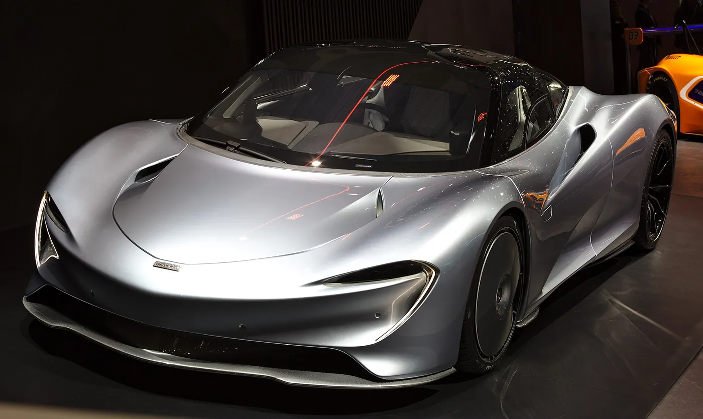 McLaren Speedtail — foto 1