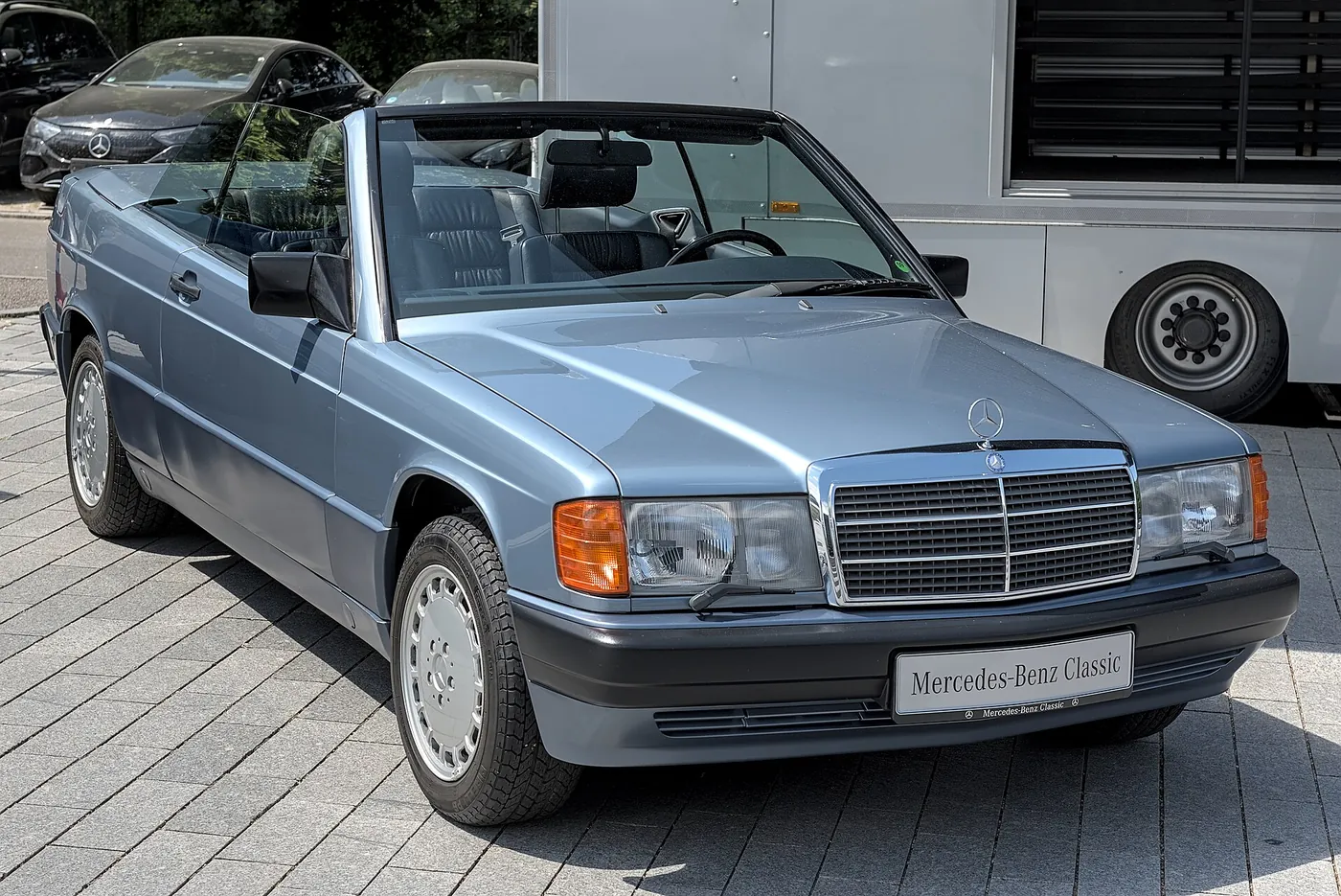 Mercedes-Benz 190E — foto 1