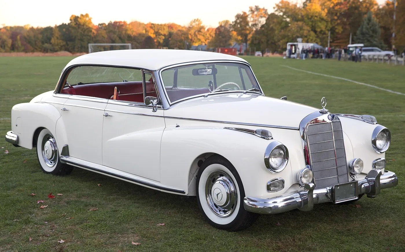 Mercedes-Benz 300d Adenauer — foto 2