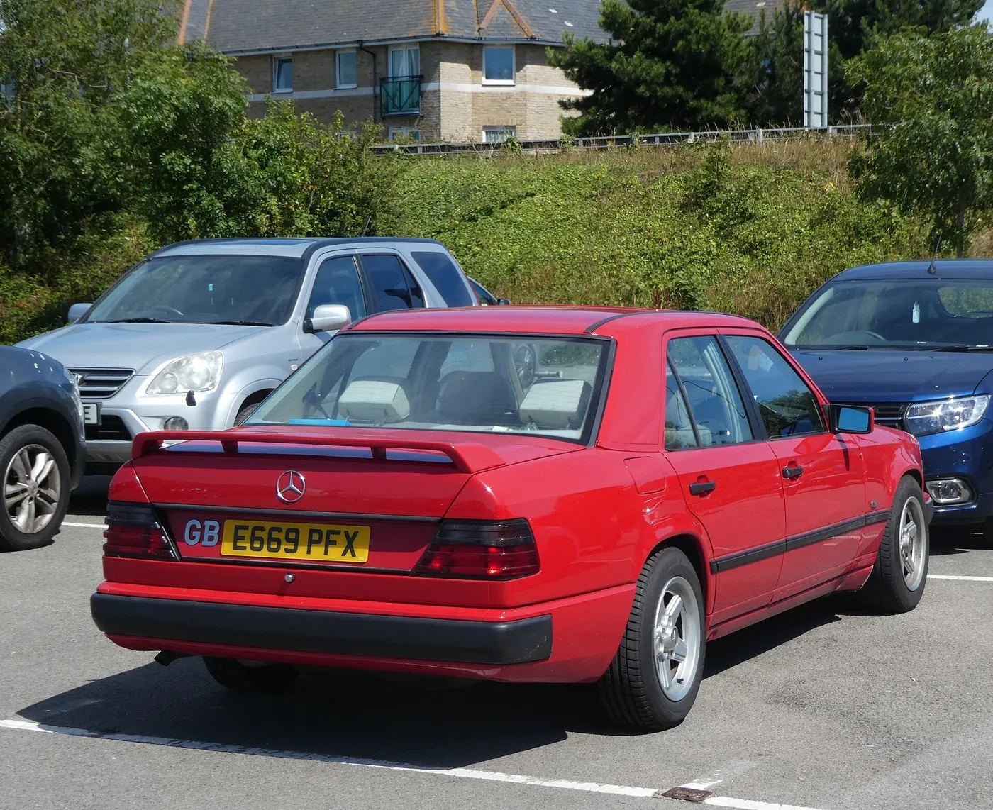 Mercedes-Benz W124 — foto 4