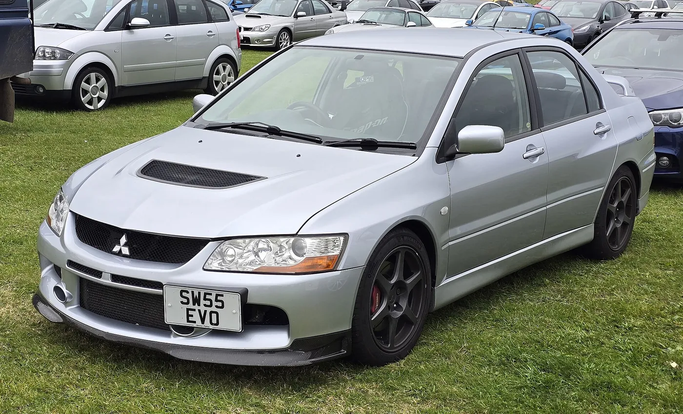 Mitsubishi Lancer Evolution — foto 3