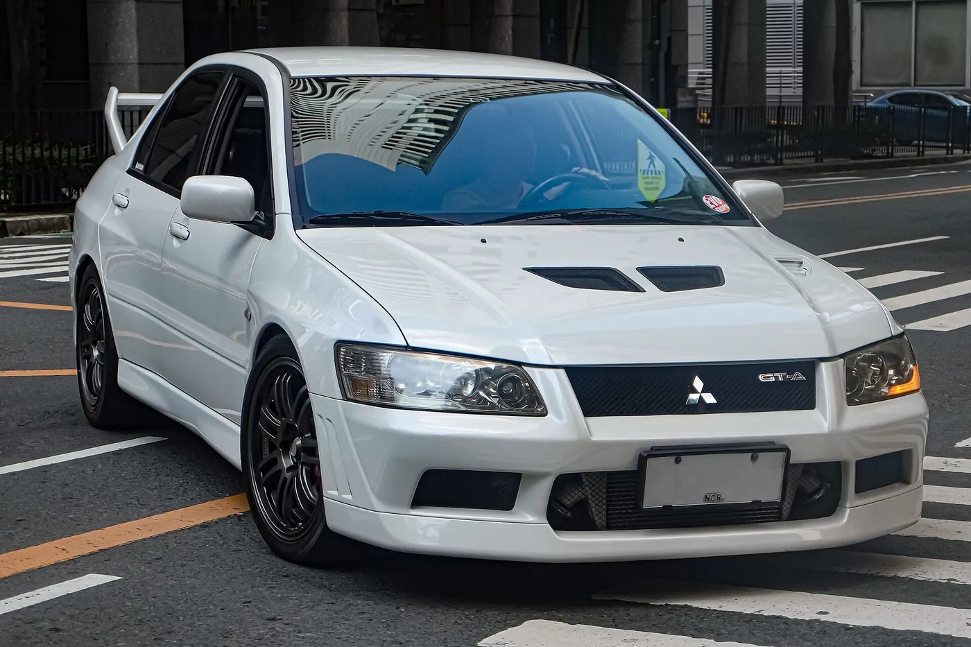 Mitsubishi Lancer Evolution — foto 2